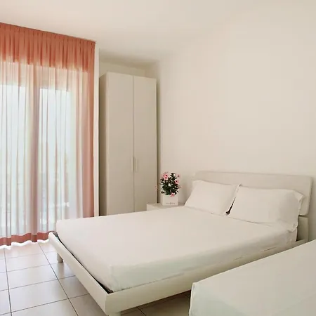 Hermitage - Ili02201-cyf * Pietra Ligure